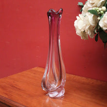 Load image into Gallery viewer, x SOLD Vintage Val St Lambert Vase, Vintage, Retro, Mid-Century Murano-Style Vase. B11644