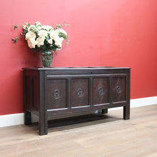 Load image into Gallery viewer, x SOLD Antique French Coffer, Lift Lid Blanket Box, Storage Trunk or Bedroom Chest. B11698
