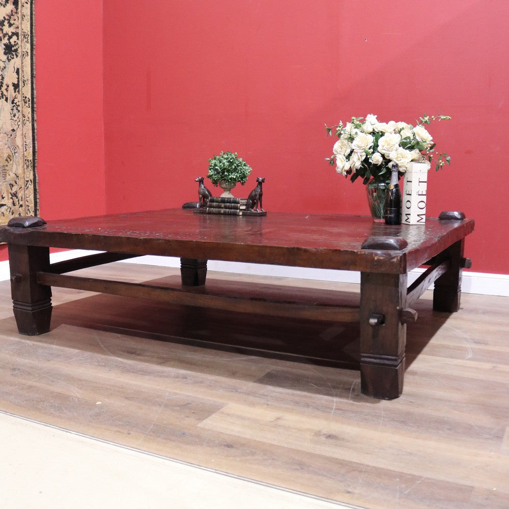 Large and Grand Mid-Century Coffee Table, Stretcher Base, Country Lodge Feel. B11513