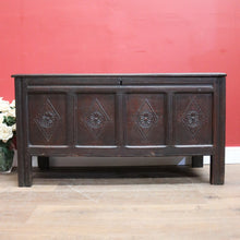 Load image into Gallery viewer, x SOLD Antique French Coffer, Lift Lid Blanket Box, Storage Trunk or Bedroom Chest. B11698