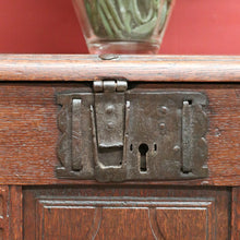 Load image into Gallery viewer, Antique Oak French Coffer or Blanket Box, End-of-Bed Trunk or Chest or Storage Box. B11316