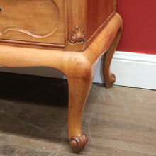 Load image into Gallery viewer, x SOLD Vintage French Chest of Three Drawers, Hall or Entry Cabinet or Cupboard. B11555
