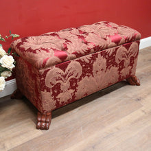 Load image into Gallery viewer, Vintage French Mahogany and Fabric Button Seat Blanket Box of End-of-bed Seat. B11908
