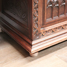 Load image into Gallery viewer, x SOLD Antique French Blanket Box, Lift Lid Toy Chest or Hall Trunk, Bedroom Coffer. B11570