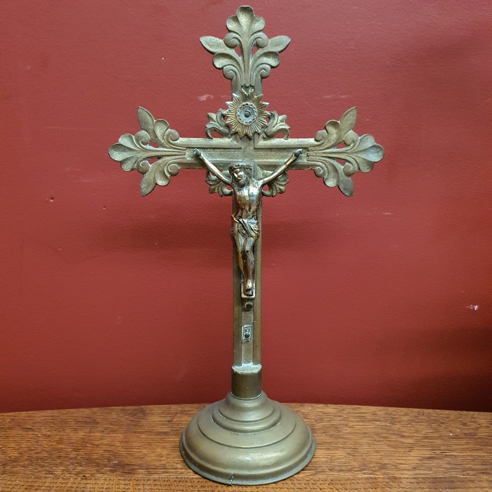 Antique Brass Crucifix, Cross, Jesus on the Cross, Home Worship or Devotion. B11600