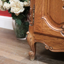 Load image into Gallery viewer, x SOLD Vintage French Oak Drinks Cabinet, Hall Cupboard or Linen Press, TV Unit. B11558