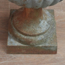 Load image into Gallery viewer, x SOLD Antique French Cast Iron Jardinière, Planter, Plant Pot, Garden Pot. B11691
