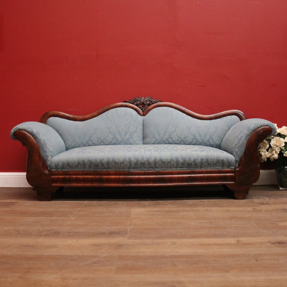 Antique Central European Biedermeier Chaise, Lounge or Sofa, Flame Mahogany and Fabric. B11788