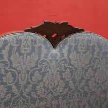 Load image into Gallery viewer, x SOLD Antique Central European Biedermeier Chaise, Lounge or Sofa, Flame Mahogany and Fabric. B11788