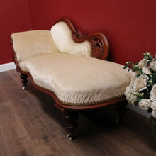 Load image into Gallery viewer, x SOLD Antique Australian Cedar Single ended Chaise, Lounge, Settee, with Castors. B12343