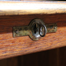 Load image into Gallery viewer, Antique Cutler Quarter Sawn Oak Roll Top Desk with Tambour and Key. B13065