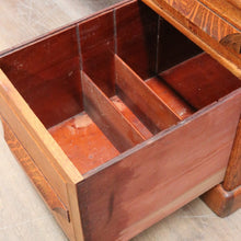 Load image into Gallery viewer, Antique Cutler Quarter Sawn Oak Roll Top Desk with Tambour and Key. B13065