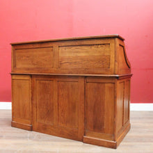 Load image into Gallery viewer, Antique Cutler Quarter Sawn Oak Roll Top Desk with Tambour and Key. B13065