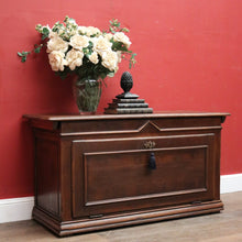 Load image into Gallery viewer, x SOLD Antique English Oak Trunk, can be used as a Coffee Table, Blanket Box, Storage Chest. B12333