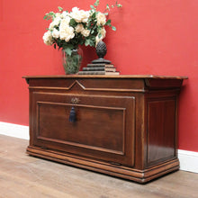 Load image into Gallery viewer, x SOLD Antique English Oak Trunk, can be used as a Coffee Table, Blanket Box, Storage Chest. B12333