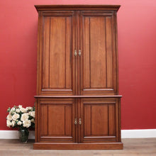 Load image into Gallery viewer, x SOLD Antique Australian Gentleman's Press or Chest on Chest, Chest of Drawers. B12335