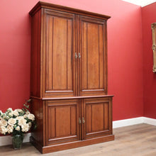 Load image into Gallery viewer, x SOLD Antique Australian Gentleman's Press or Chest on Chest, Chest of Drawers. B12335