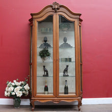 Load image into Gallery viewer, Vintage French Louis XV Style Walnut Vitrine Display Cabinet with Curved Glass. B13117