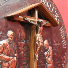 Load image into Gallery viewer, Decorative Dutch Copper Wall Hanging with Religious Scene Crucifix and Inscription. B12858