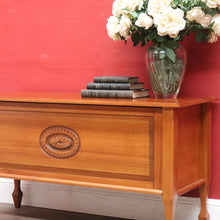 Load image into Gallery viewer, Vintage Australian Maple Lift Lid Blanket Box with Carved Floral Medallion Panel. B13125
