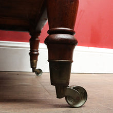 Load image into Gallery viewer, Australian Cedar Coffee Table with Turned Legs and Tiered Base. B12686