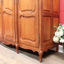 Load image into Gallery viewer, Antique French Oak 4 Door Breakfront Wardrobe Armoire with Hanging Rail and Shelves. B12804
