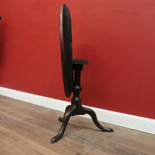 Load image into Gallery viewer, x SOLD 1850s Australian Cedar Tilt-Top Pedestal Table with Tri-Leg Base. B12517