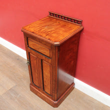Load image into Gallery viewer, A Blain and Sons Liverpool Walnut Bedside Cabinet with Satinwood Inlay. B12918