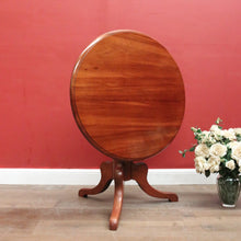 Load image into Gallery viewer, Antique Australian Cedar Oval Tilt-Top Wine Table with Tri-Leg Base. B12520