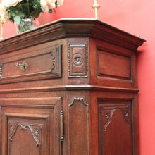 Load image into Gallery viewer, French Oak Sideboard Cabinet c.1810 – 2 Doors, 2 Drawers, Plate Rack. B12281