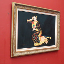 Load image into Gallery viewer, x SOLD Oil on Board Chinese Woman with a Fan, in a gilt gold-coloured Frame. Chinese Girl. Signed May Lin.B12069