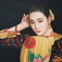 Load image into Gallery viewer, x SOLD Oil on Board Chinese Woman with a Fan, in a gilt gold-coloured Frame. Chinese Girl. Signed May Lin.B12069
