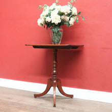 Load image into Gallery viewer, x SOLD Antique Australian Cedar Tilt-Top Table c1850 – Turned Pedestal, Tri-Leg. B12566