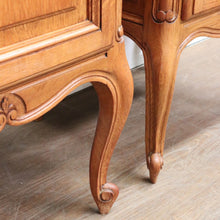Load image into Gallery viewer, A Pair of Vintage French Oak Single Door Bedside Lamp Table Cabinets B12831