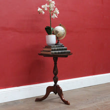 Load image into Gallery viewer, Antique Australian Cedar Single Pedestal Tri Leg Circular Top Wine Table B12921