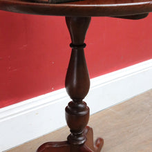 Load image into Gallery viewer, Antique Australian Cedar Single Pedestal Tri Leg Circular Top Wine Table B12921