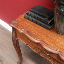 Load image into Gallery viewer, Vintage French Walnut Single Drawer Side Hall or Lamp Table B12754