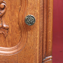 Load image into Gallery viewer, Pair of Vintage French Oak Single Door Bedside or Side Lamp Table B13014