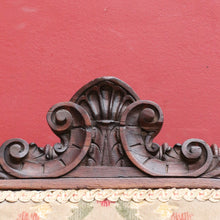 Load image into Gallery viewer, Antique French Oak 3 Seat Settee Chaise Upholstered Palour Lounge B13012