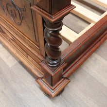 Load image into Gallery viewer, An impressive Antique French Walnut Queen Size Bed - Head, Foot, Rail and Slats B13017