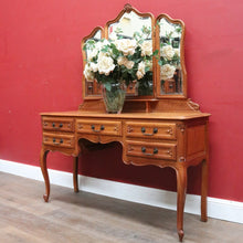 Load image into Gallery viewer, Vintage French tri mirror dressing table with bevelled mirrors and five drawers. B12801