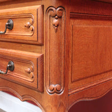Load image into Gallery viewer, Vintage French tri mirror dressing table with bevelled mirrors and five drawers. B12801