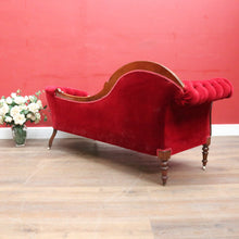 Load image into Gallery viewer, Antique English Mahogany Chaise Lounge with Tufted Button Back. B13030