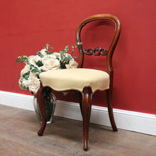Load image into Gallery viewer, Antique English Mahogany Chair with Butter-Yellow Upholstery. B12626