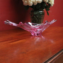 Load image into Gallery viewer, Mid-Century Val St Lambert "Splash" Vase - Art Glass Vase in Purple Tones. B12229