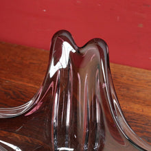 Load image into Gallery viewer, Vintage French Sommerso Art Glass Display Vase with Blue and Purple Layers. B12022