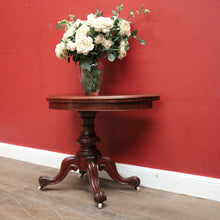 Load image into Gallery viewer, Antique English Fold Over Card Table or Pedestal Hall / Lamp Table. B12243