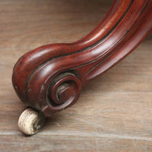 Load image into Gallery viewer, Antique English Fold Over Card Table or Pedestal Hall / Lamp Table. B12243