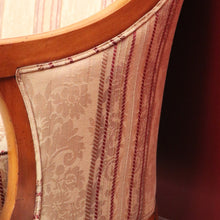 Load image into Gallery viewer, x SOLD Vintage French Settee, 2 Seat Sofa, Lounge, Vintage Hall Chair Gold and Burgundy. B10443