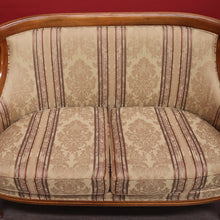 Load image into Gallery viewer, x SOLD Vintage French Settee, 2 Seat Sofa, Lounge, Vintage Hall Chair Gold and Burgundy. B10443